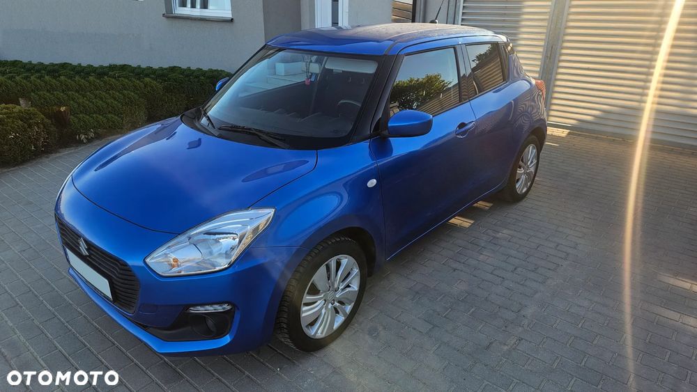Suzuki Swift 1.2 Premium Plus - 4