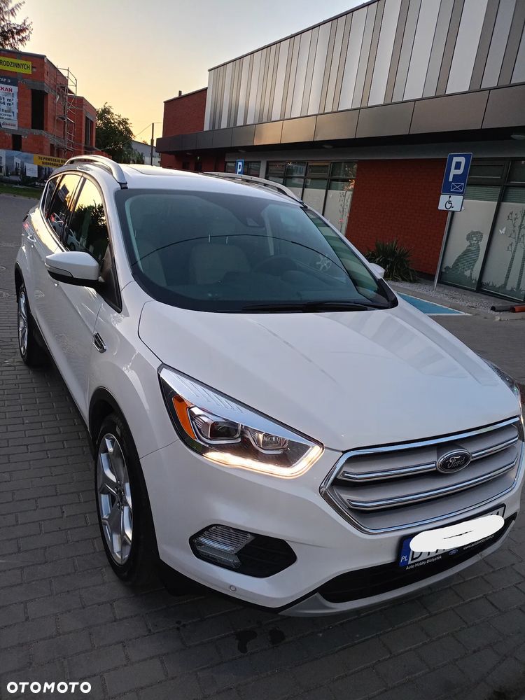 Ford Escape 2.0 EcoBoost AWD Titanium - 5