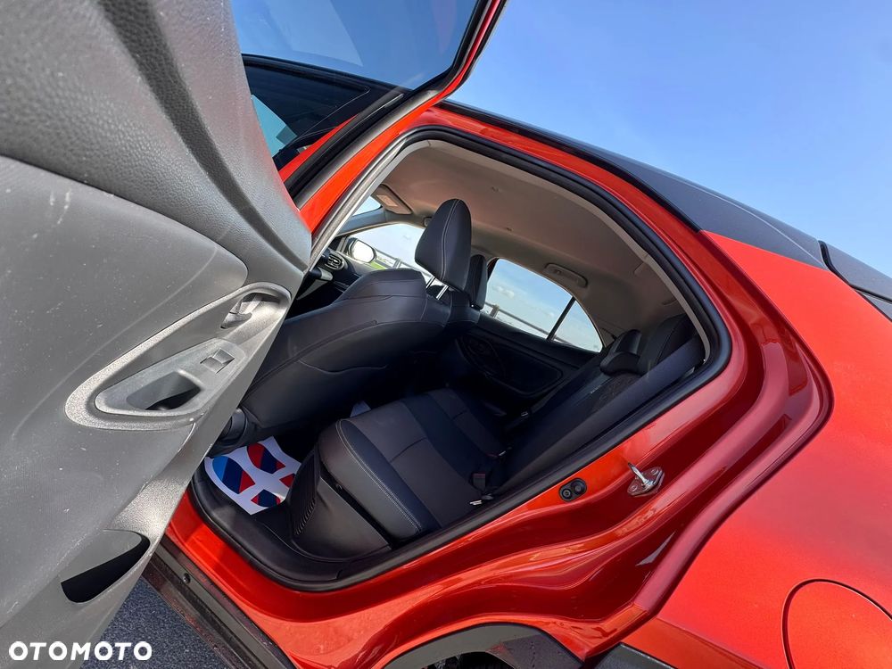 Toyota Yaris Cross Hybrid 1.5 Executive - 17