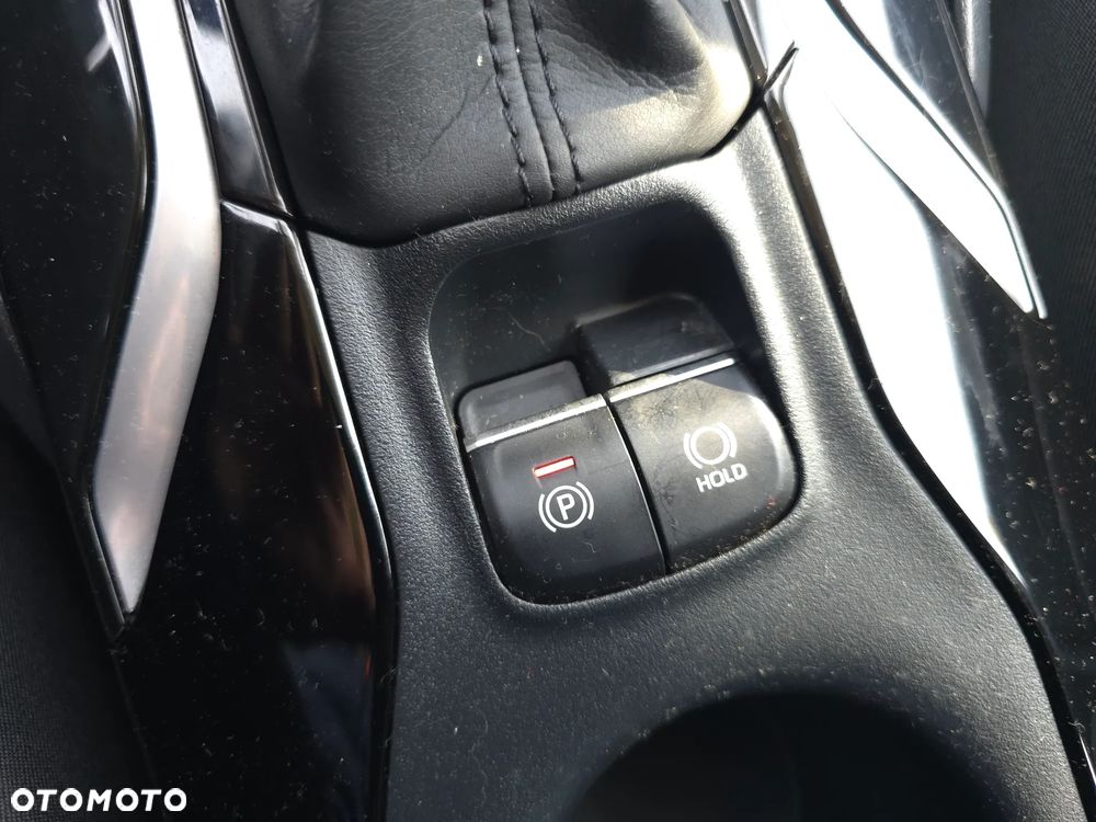 Toyota Corolla 1.8 Hybrid Comfort - 30