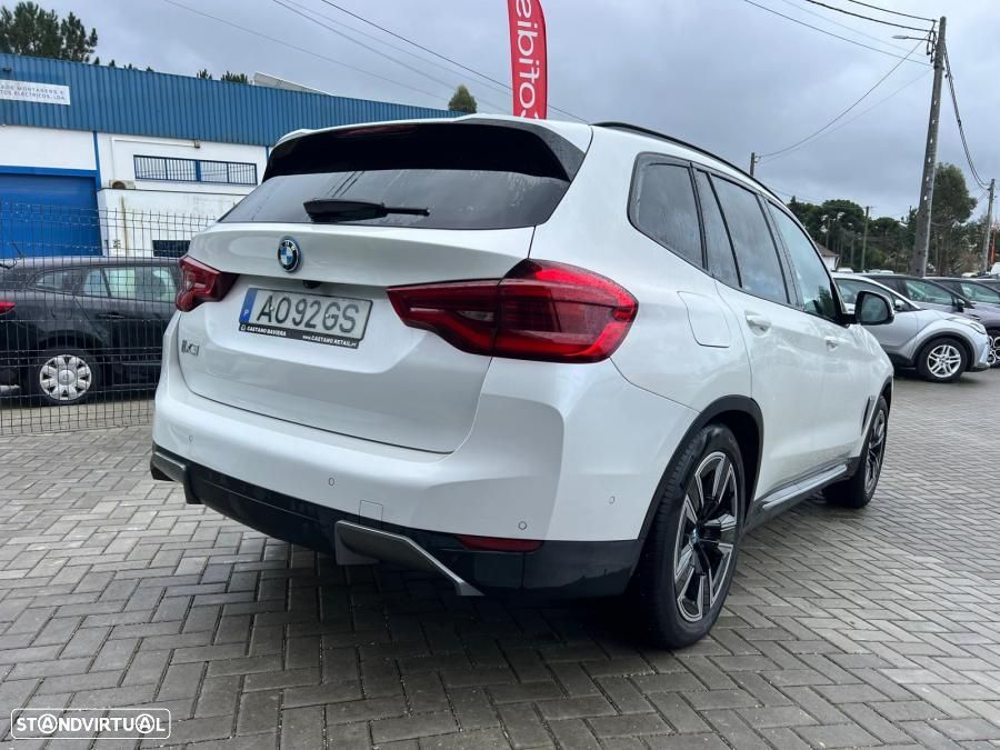 BMW iX3 Inspiring - 3