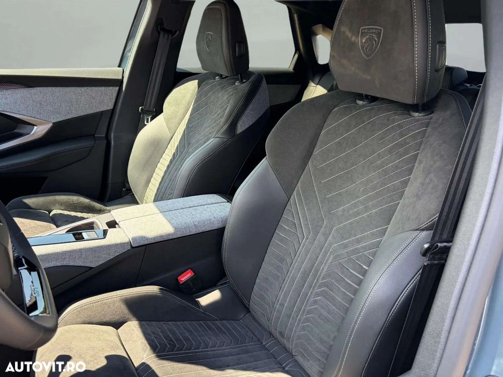 Peugeot 3008 1.2 Hybrid 145 e-DCS6 GT - 11