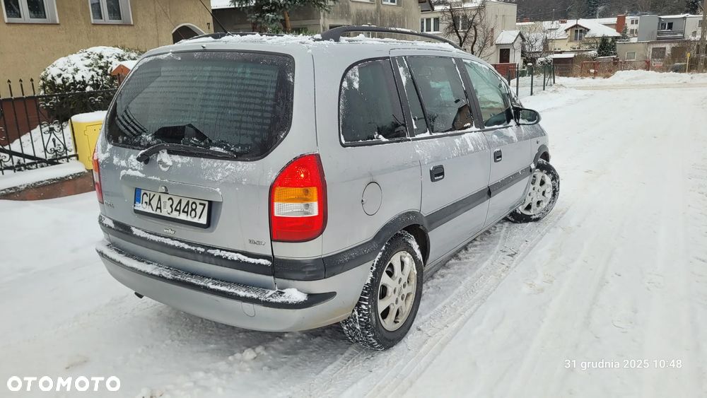 Opel Zafira 1.8 Elegance - 4
