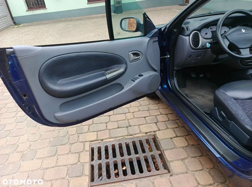 Renault Megane 1.6 Privilege - 31