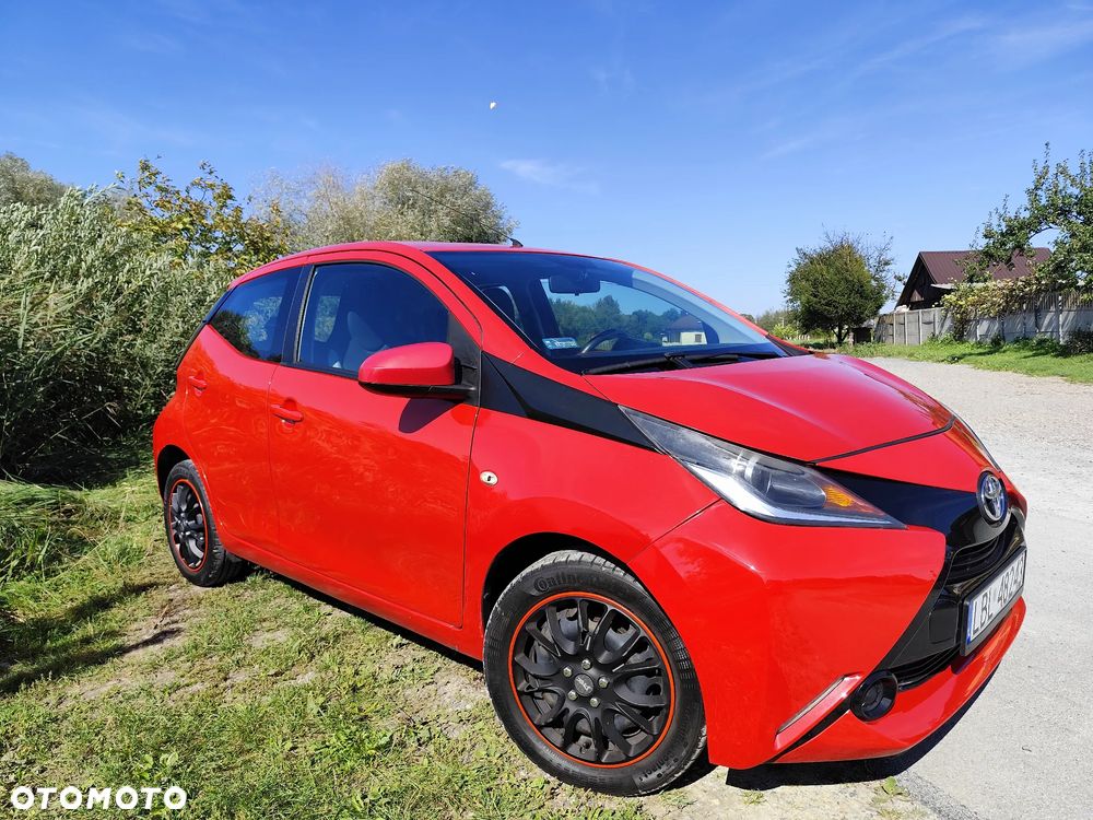 Toyota Aygo x-play - 6