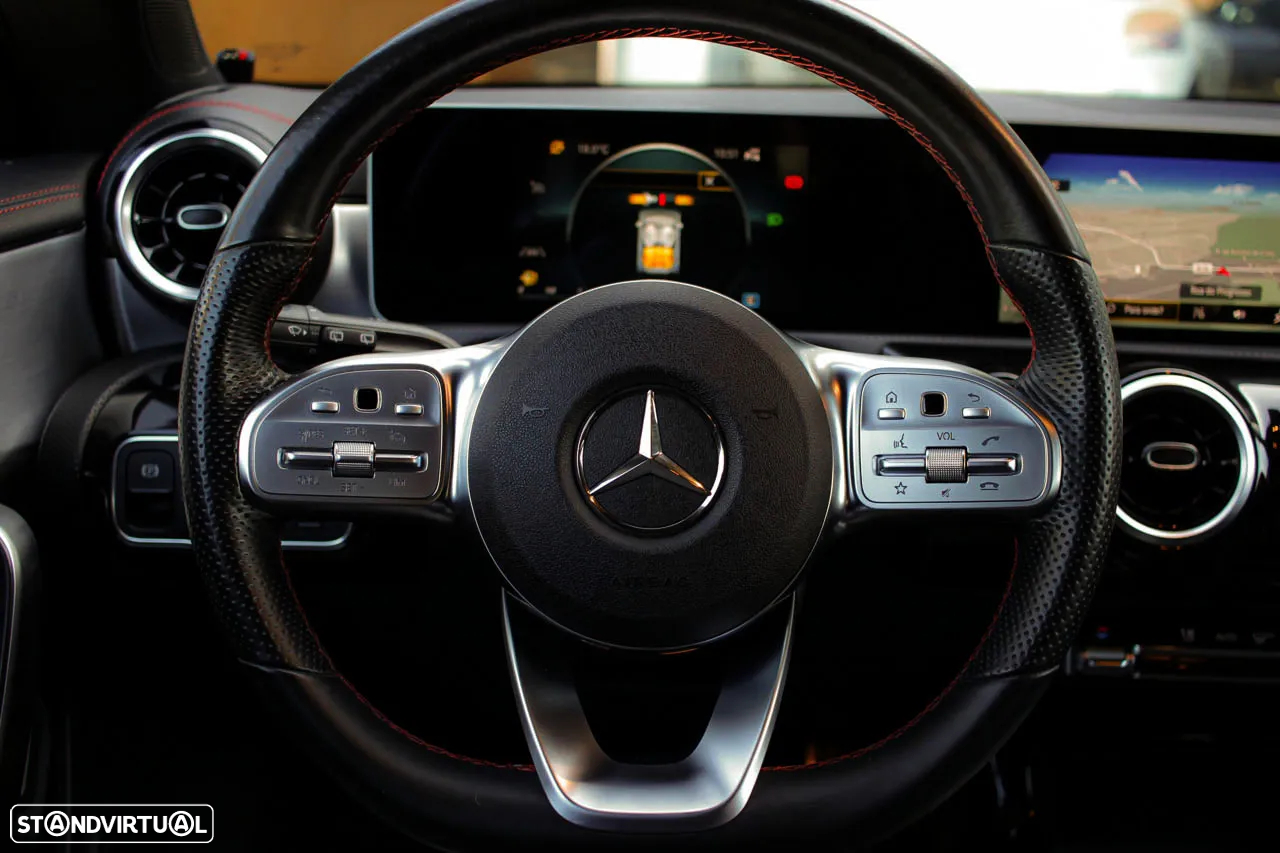 Mercedes-Benz CLA 200 Shooting Brake AMG Line - 14