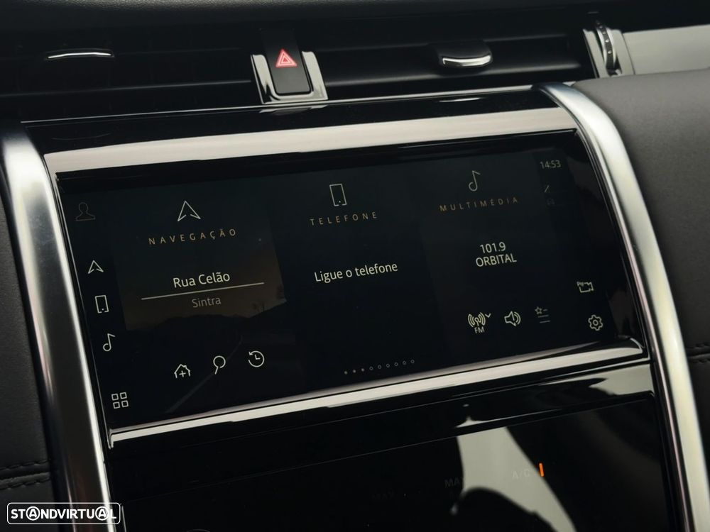 Land Rover Discovery Sport P300e Dynamic SE - 21