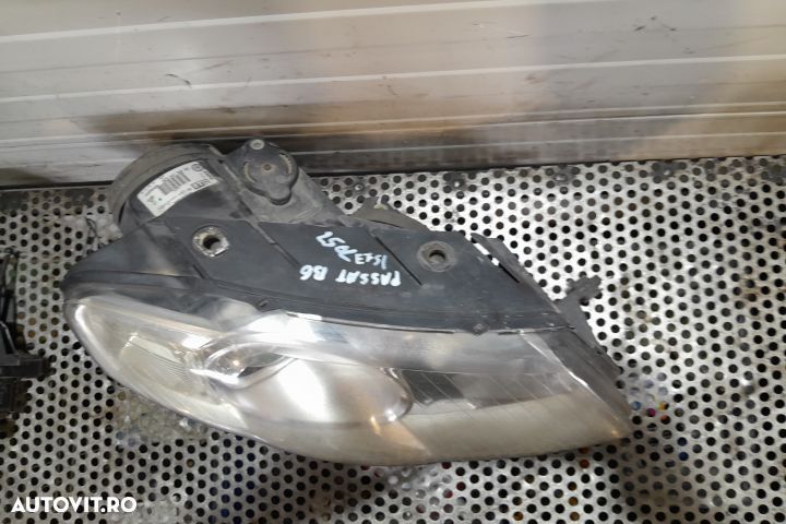 Far dreapta 3C0941006AD 3C0941006AD Volkswagen VW Passat B6 [2005 - 2 - 2