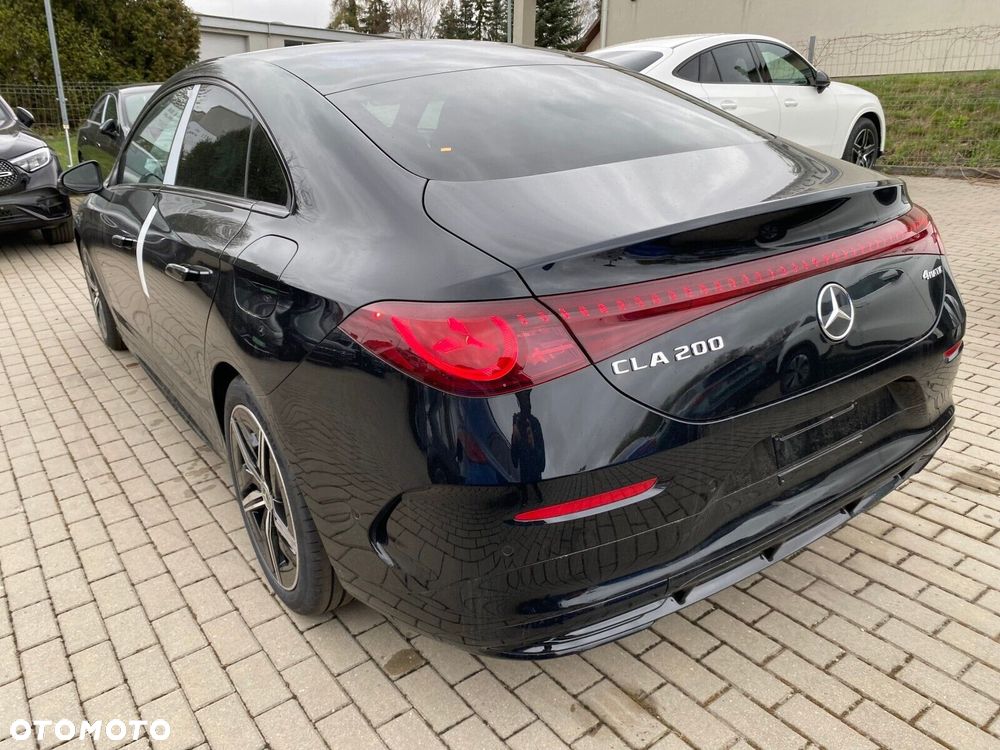 Mercedes-Benz CLA - 2