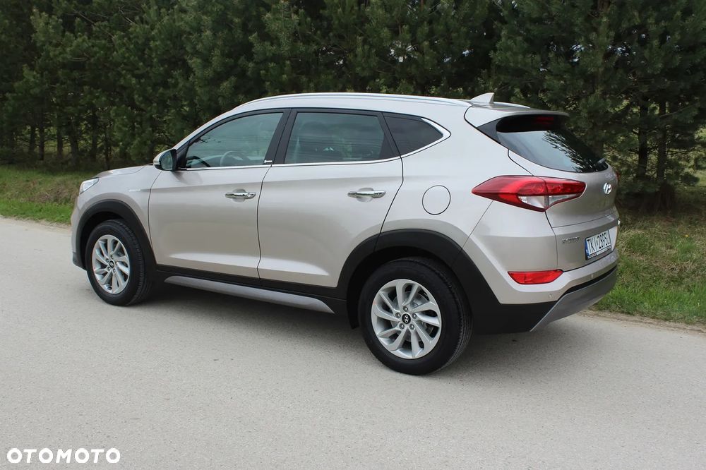 Hyundai Tucson blue 1.7 CRDi 2WD DCT Premium - 14