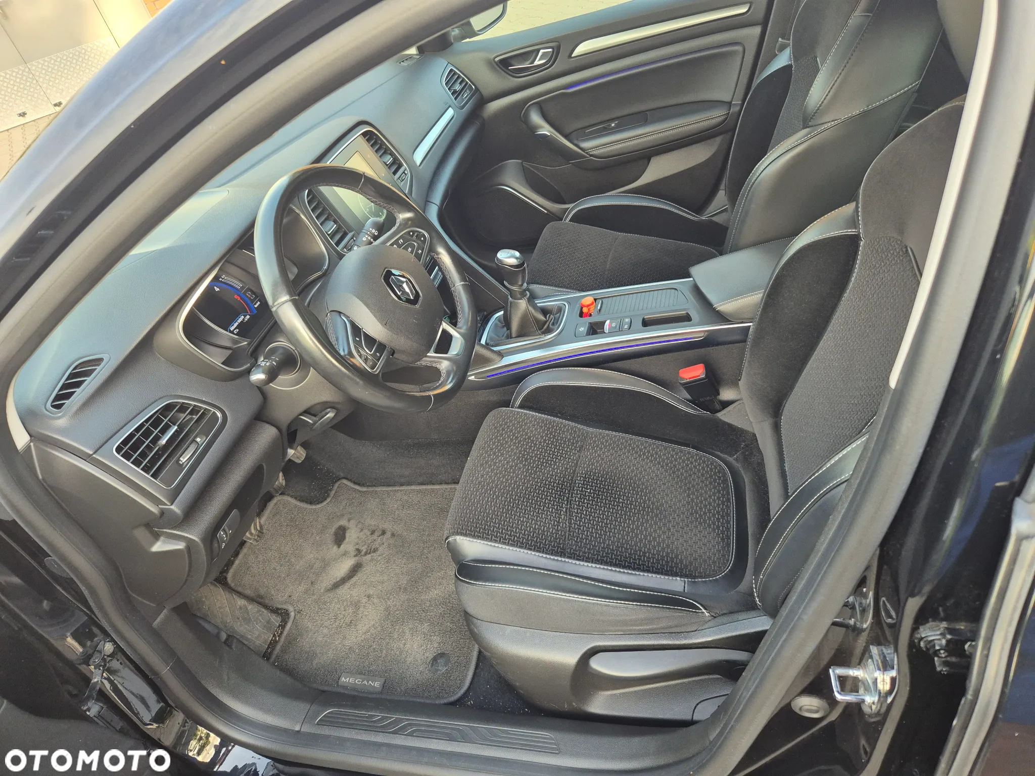 Renault Megane Grandtour ENERGY dCi 110 BUSINESS - 10