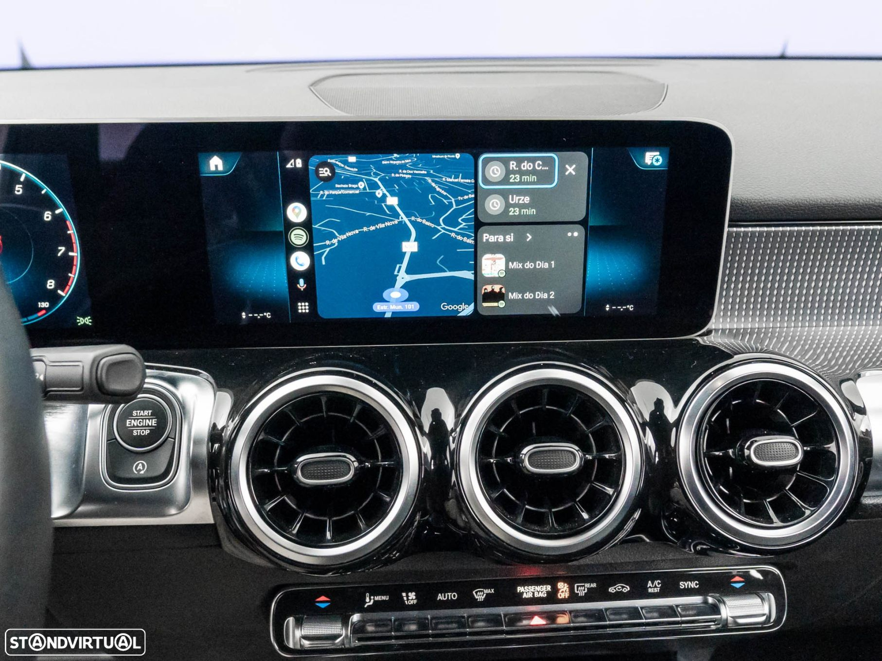 Mercedes-Benz GLB 200 Progressive - 36