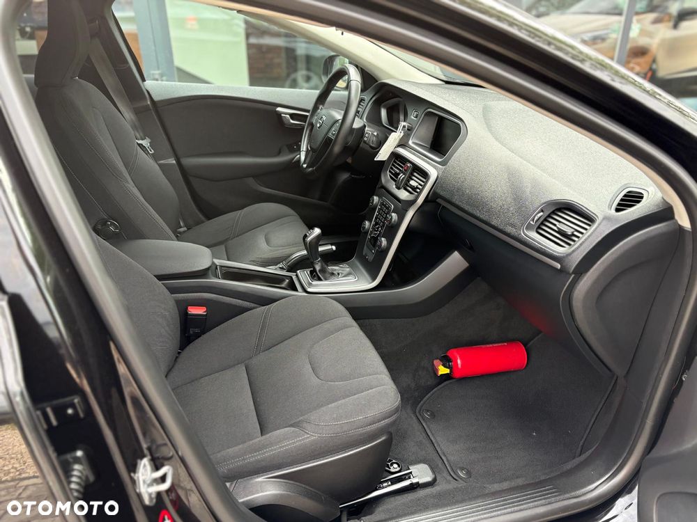 Volvo V40 D2 - 14