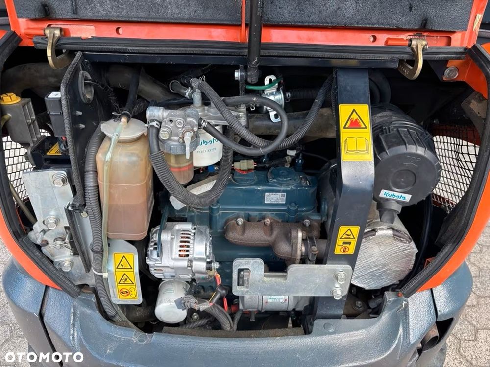 Kubota KX 019-4 – Minikoparka 1.9t - 12