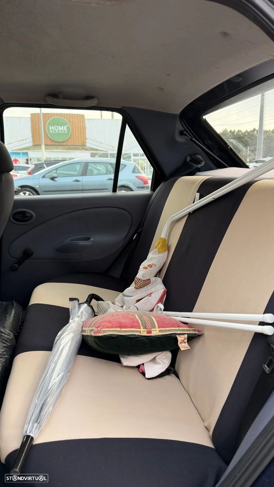 Ford Fiesta 1.4 Ghia - 12