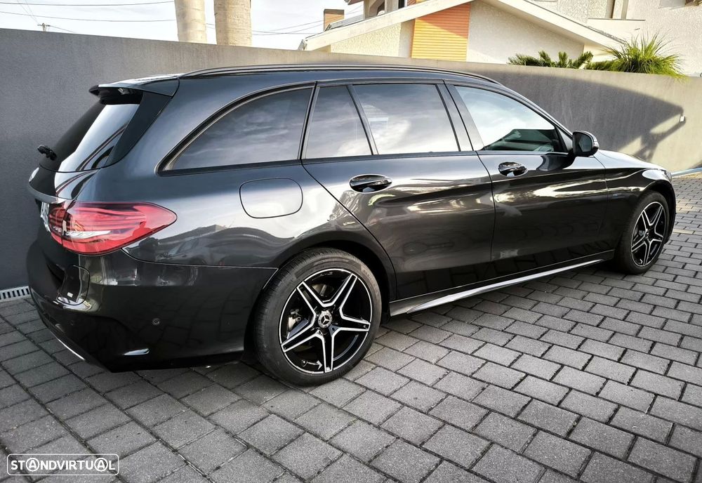 Mercedes-Benz C 300 de AMG Line - 14