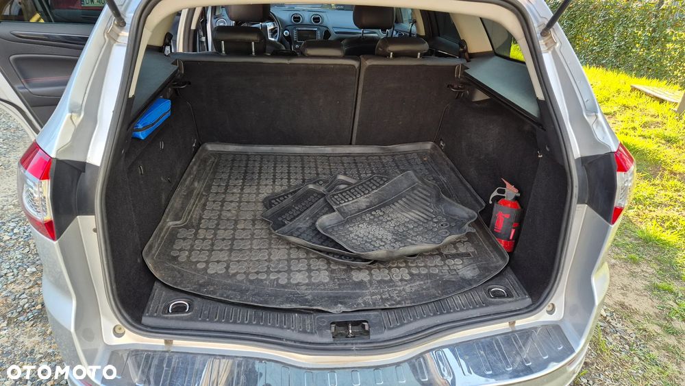 Ford Mondeo 2.0 TDCi Titanium - 11