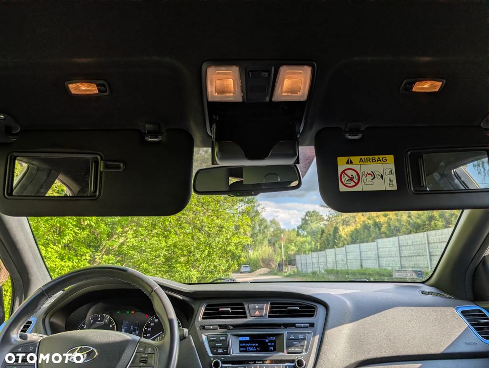 Hyundai i20 - 20