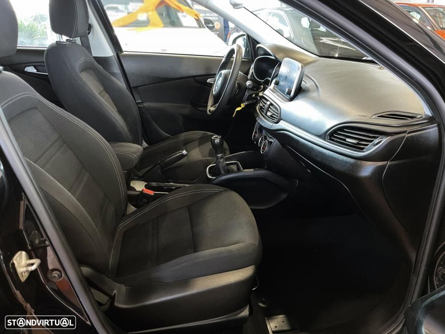 Fiat Tipo 1.3 M-Jet Lounge - 23