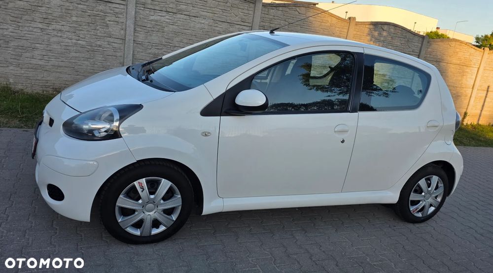 Toyota Aygo - 13