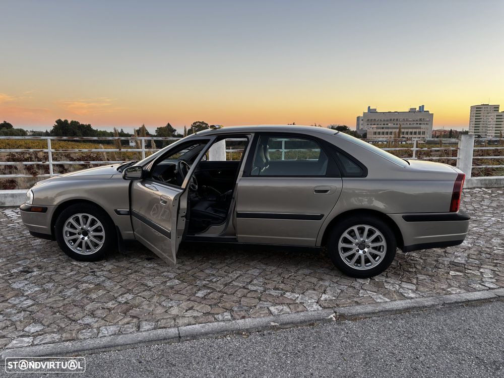 Volvo S80 2.0 T - 26