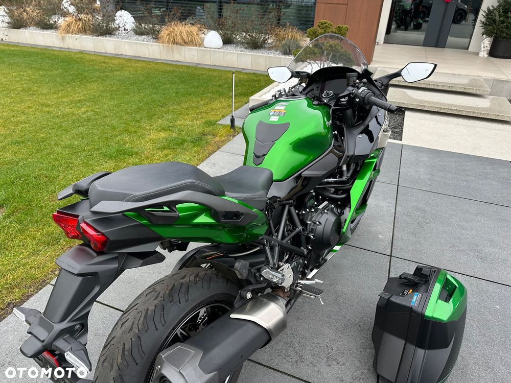 Kawasaki Ninja H2 SX - 26