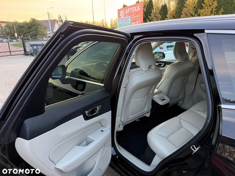 Volvo XC 60 D4 Momentum Pro - 8