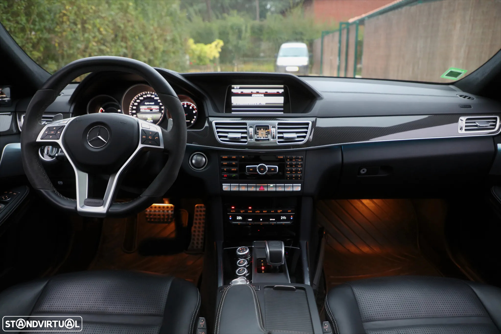 Mercedes-Benz E 63 AMG S 4Matic Speedshift MCT - 4