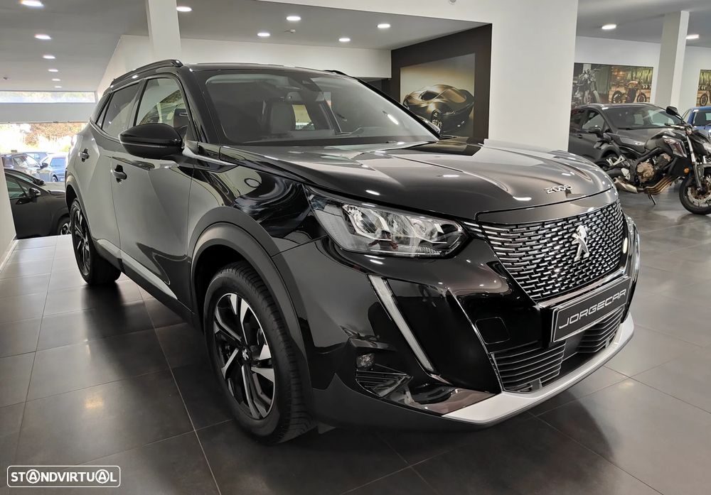 Peugeot 2008 1.2 PureTech Allure EAT8 - 4