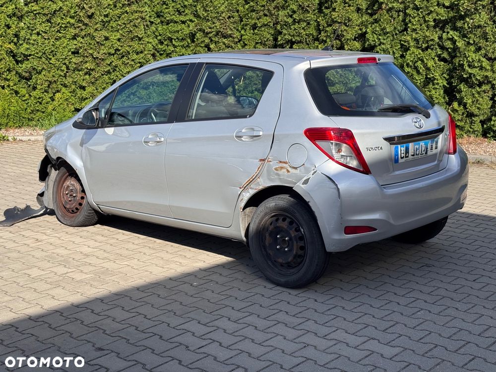 Toyota Yaris 1.4 D-4D Life - 5