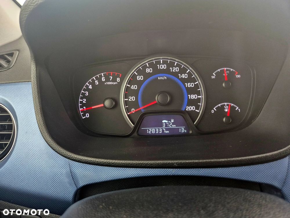 Hyundai i10 1.0 BlueDrive Black Line - 24