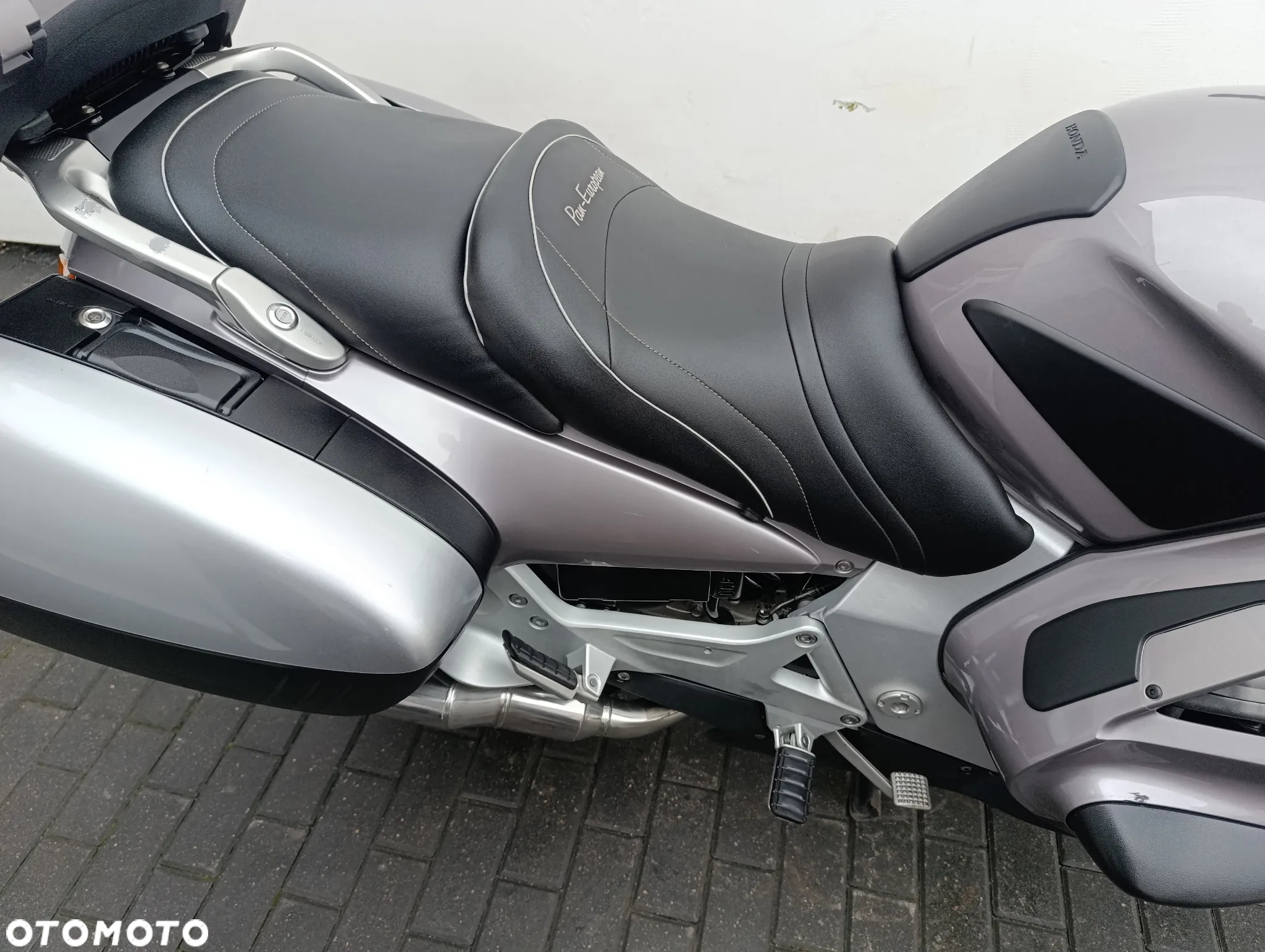 Honda ST - 28