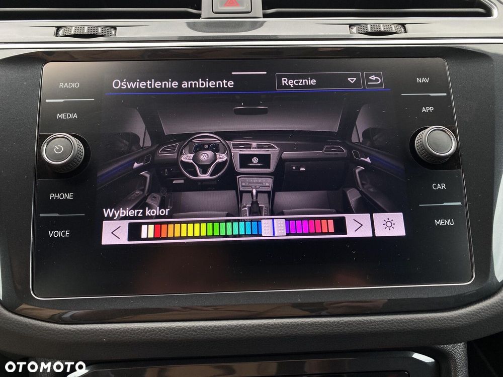 Volkswagen Tiguan 2.0 TDI SCR 4Mot R-Line DSG - 24