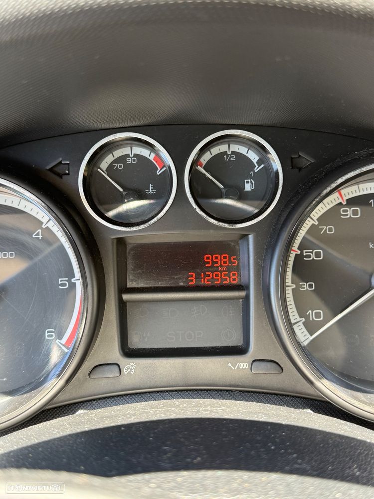 Peugeot 308 1.6 HDi Executive - 19