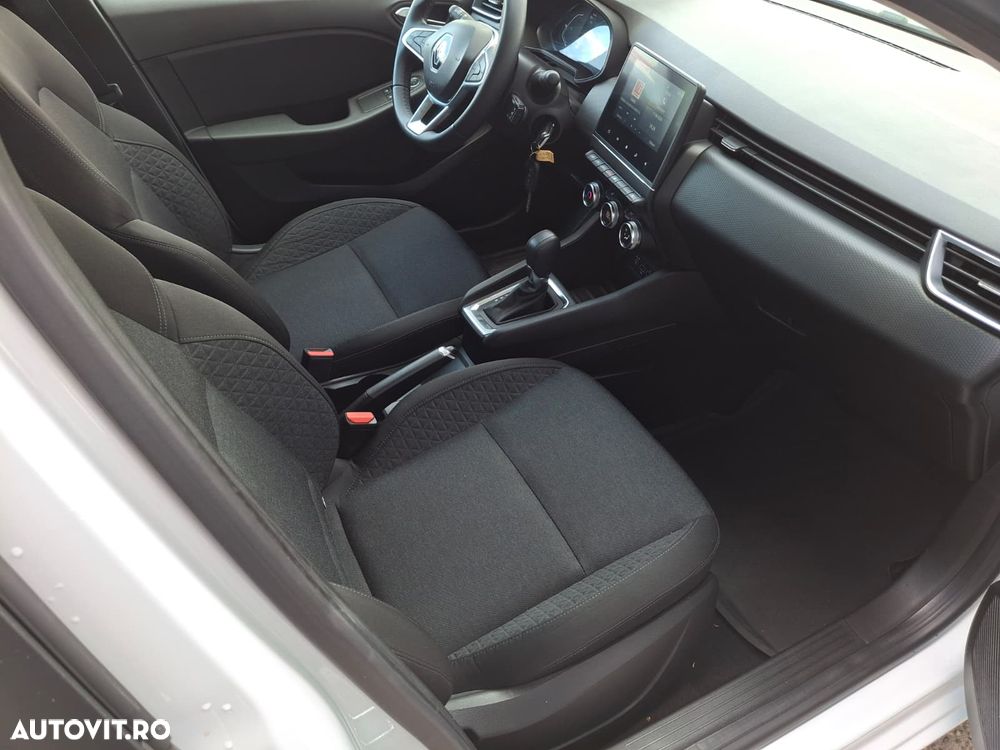 Renault Clio - 12
