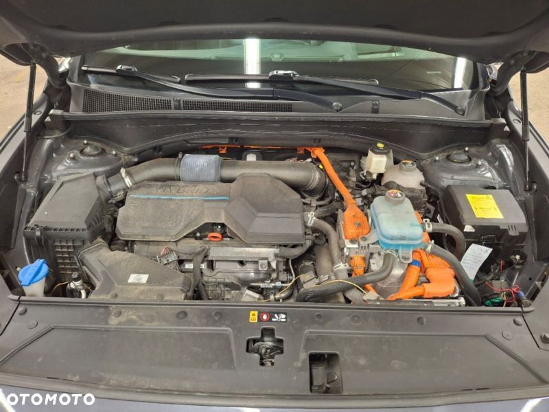 Hyundai Santa Fe 1.6 Plugin-Hybrid 4WD SEVEN Signature - 10