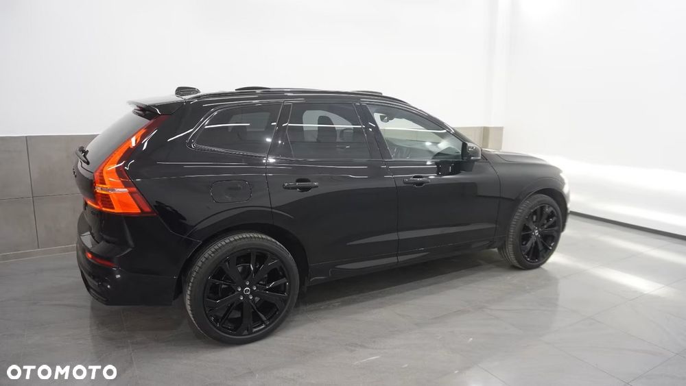 Volvo XC 60 B5 B AWD Ultra Black Edition - 5