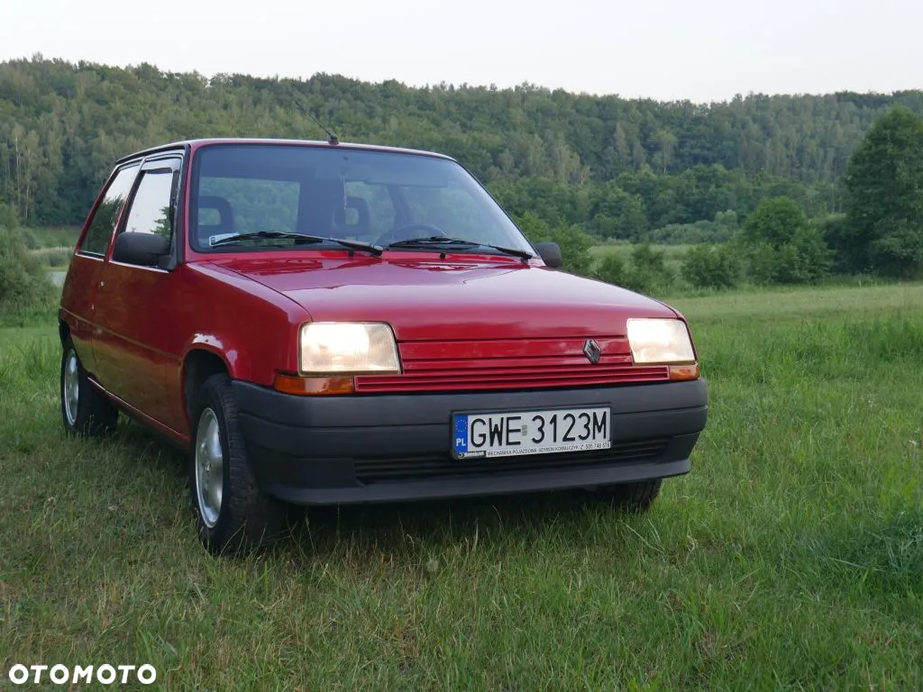Renault 5 - 10