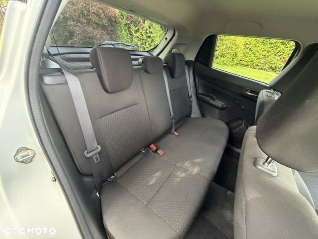 Suzuki Swift 1.2 Premium - 5