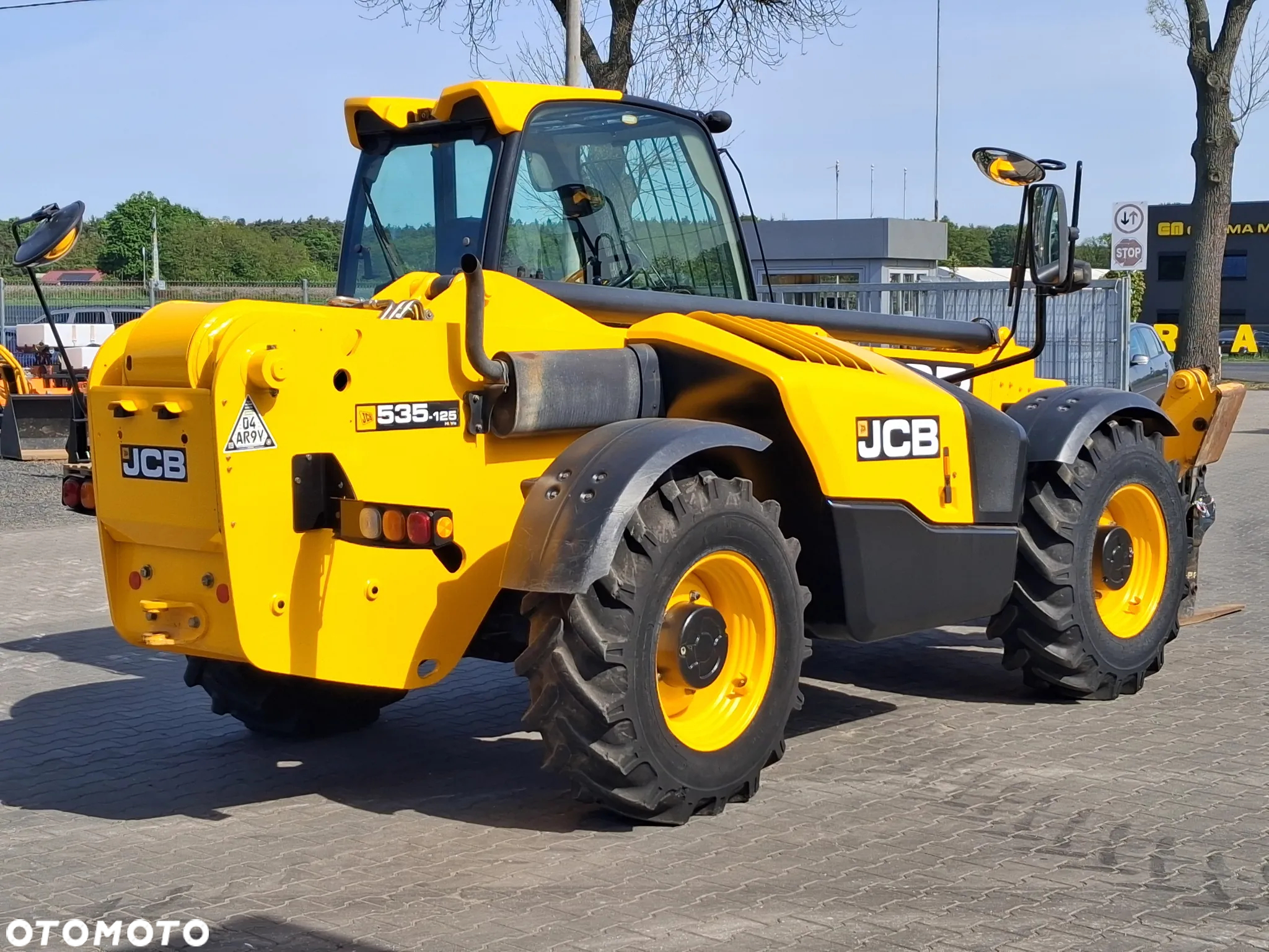 JCB 535 - 125 Hi Viz - 4