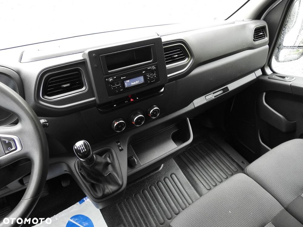 Renault MASTER SKRZYNIA TEMPOMAT KLIMATYZACJA LEDY BLIŹNIACZE KOŁA  130KM - 26