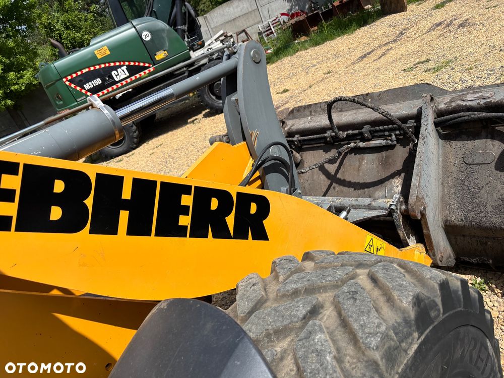 Liebherr L508 2018r rekin, widły, 4x4 łyzka dzielona - 15