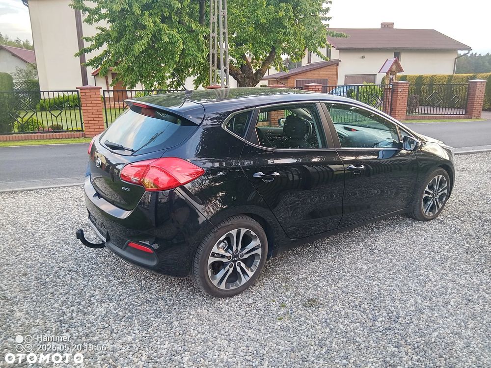 Kia Ceed 1.6 CRDi 128 Spirit - 9