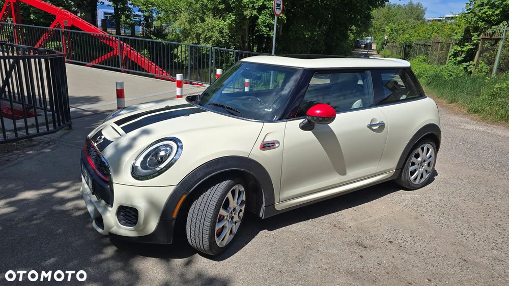 MINI Cooper John Works - 3