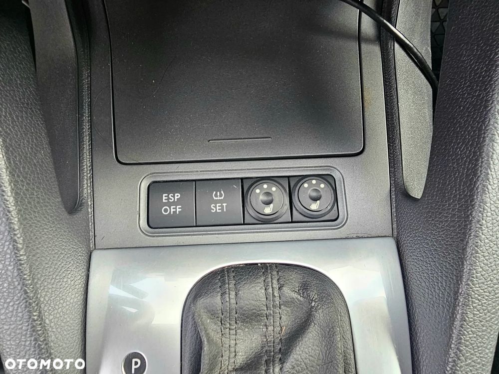 Volkswagen Golf Variant 1.9 TDI DPF DSG Comfortline - 7