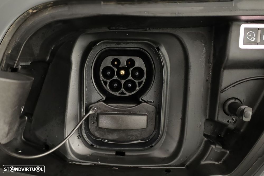 Peugeot e-2008 54 kWh Allure - 7