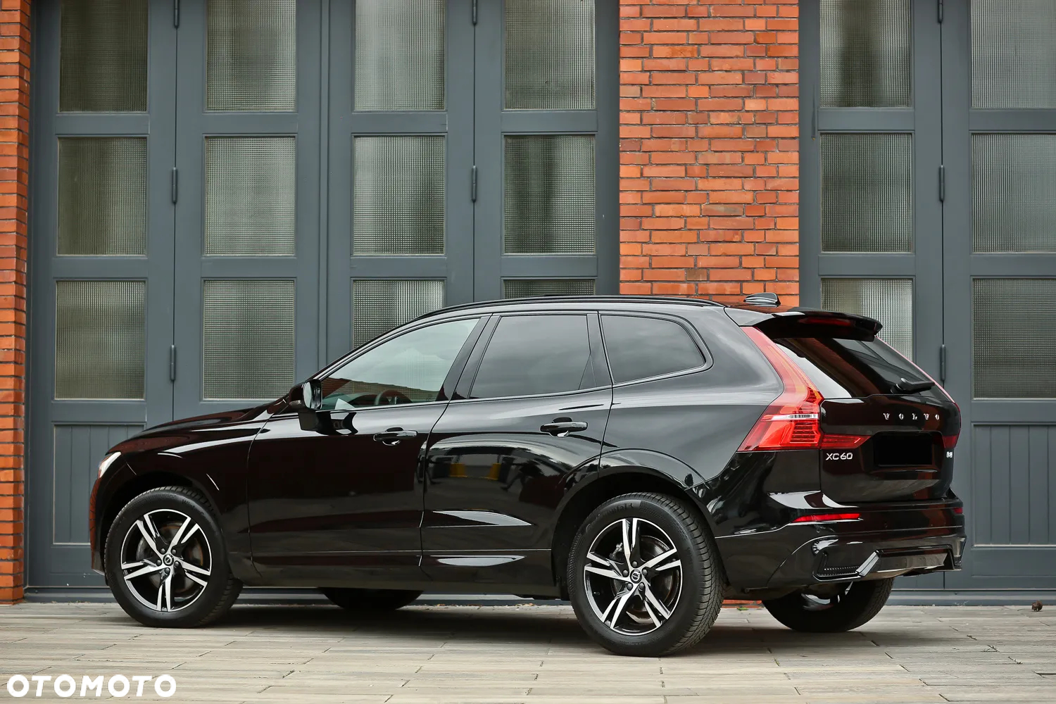 Volvo XC 60 B4 D AWD Geartronic RDesign - 11