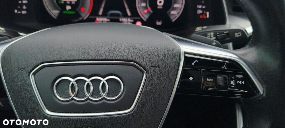 Audi A6 Avant - 18