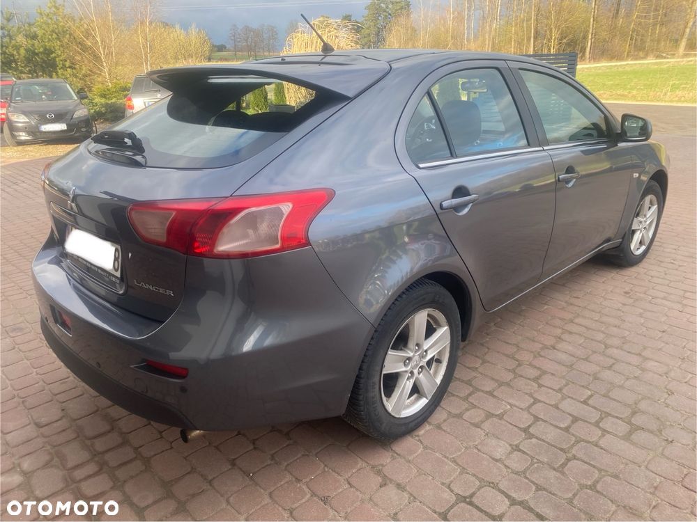 Mitsubishi Lancer 1.5 Inform - 15