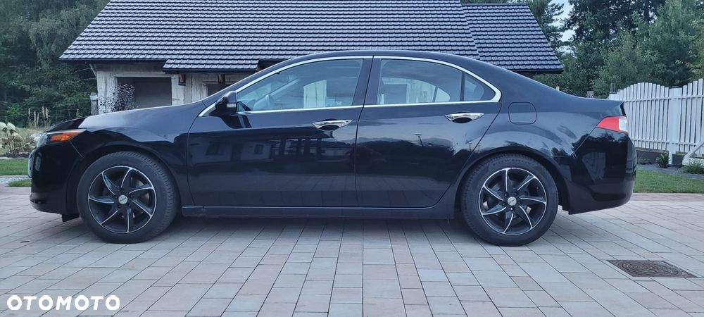 Honda Accord 2.0 Executive Navi - 3